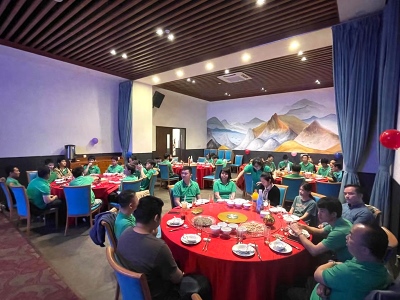 公司聚餐-企业文化