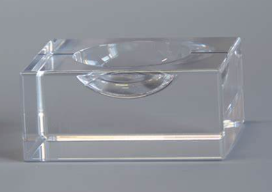 加工亚克力产品需要注意的事项