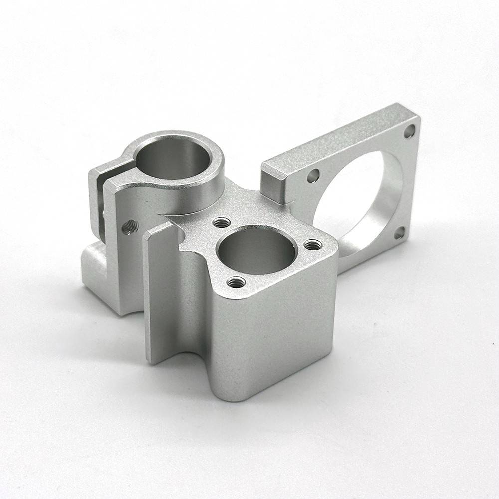 精密零件加工厂家的共同特点